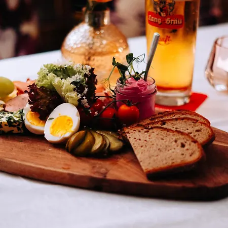 Braeustueberl Schoenbrunn - & Restaurant * Wunsiedel