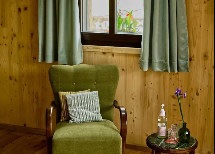 Braeustueberl Schoenbrunn - & Restaurant אורחן וונזידל